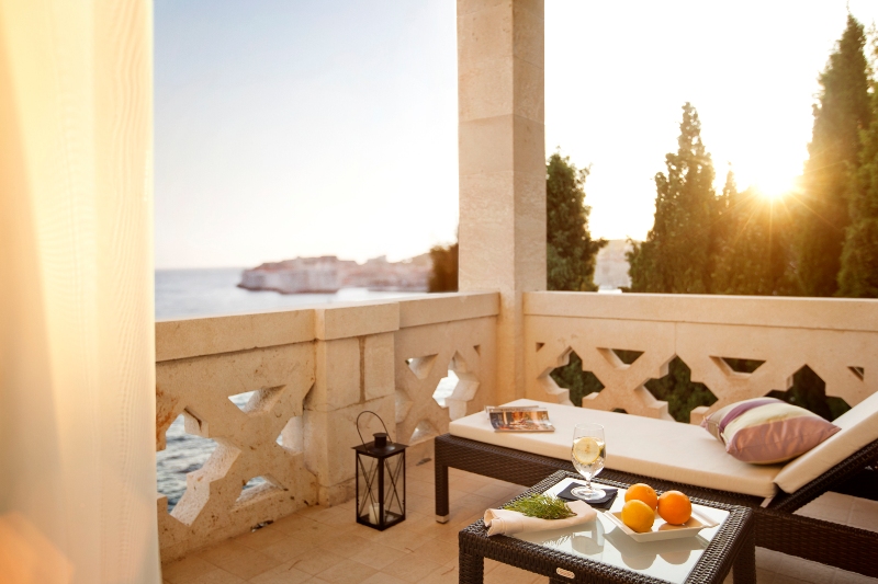 Vom Balkon der Royal-Suite hat der luxusgewöhnte Gast eine traumhafte Aussicht / © Adriatic Luxury Hotels