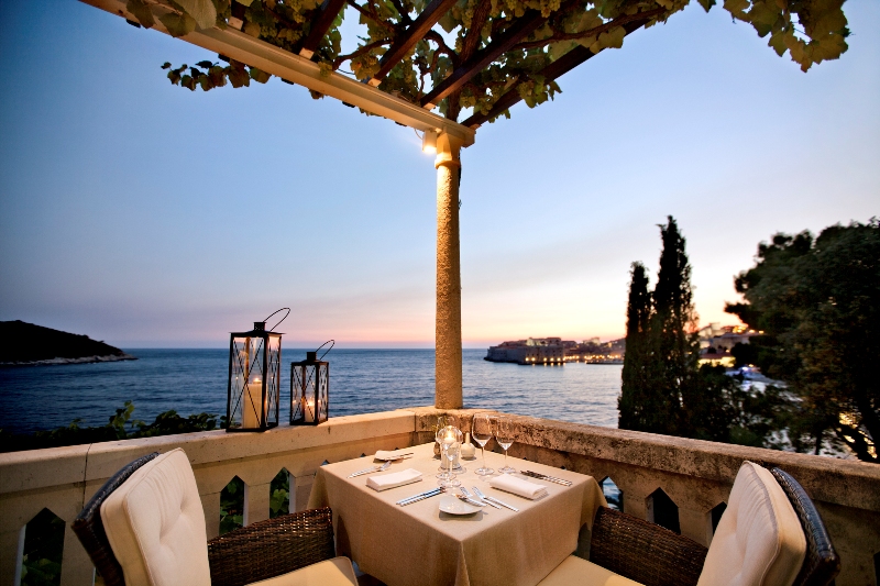 Wo kann man einen Abend besser ausklingen lassen als auf der Terrasse der Villa Orsula in Dubrovnik / © Adriatic Luxury Hotels
