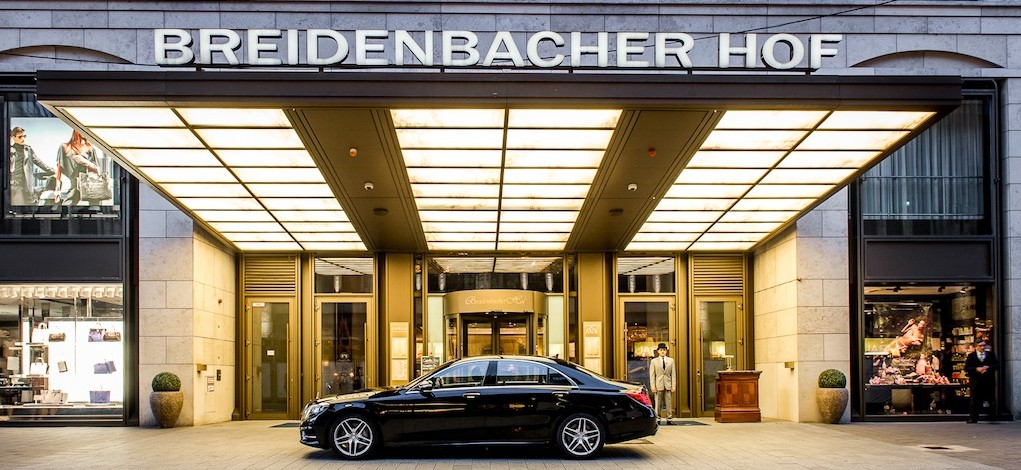Der Breidenbacher Hof, a Capella Hotel ist wohl das ultimative Luxushotel in Düsseldorf und Umgebung