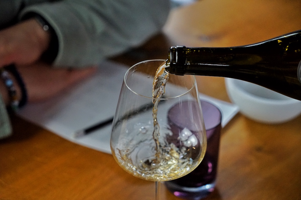 'Vervino Allround' Weinglas von Zwiesel Glas liegt mit 206 Gramm leicht in der Hand ...