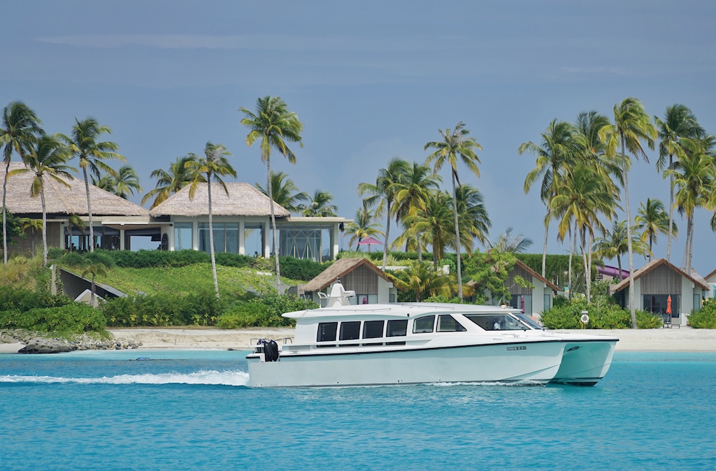 CROSSROADS Maldives: Die Schnellboote pendeln im Stundentakt, täglich zwischen 10.30 Uhr und 23 Uhr