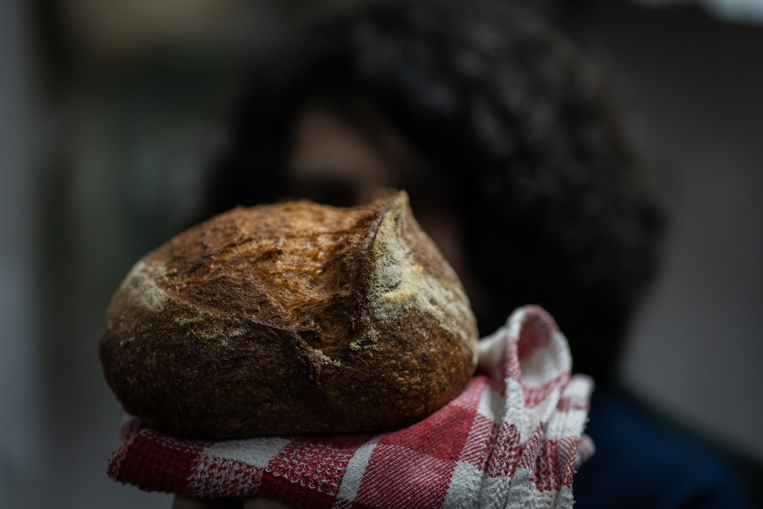 Rote-Bete-Brot - eine der vielen Brotsorten, die Chefkoch Matteo Pistilli in seinem Restaurant immer sonntags backt