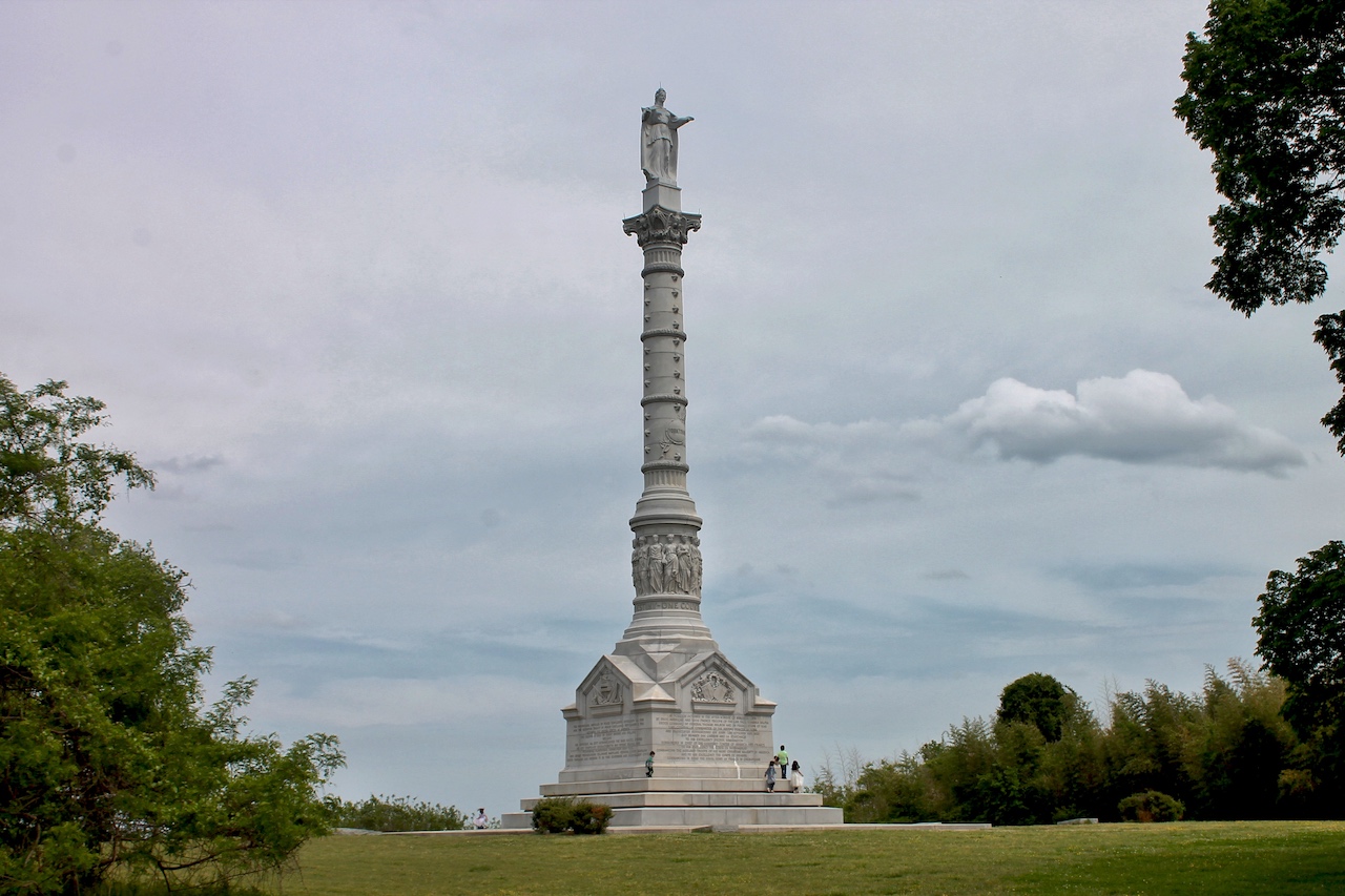 Das Yorktown Victory Monument wurde erst 100 Jahre nach der letzten Schlacht errichtet